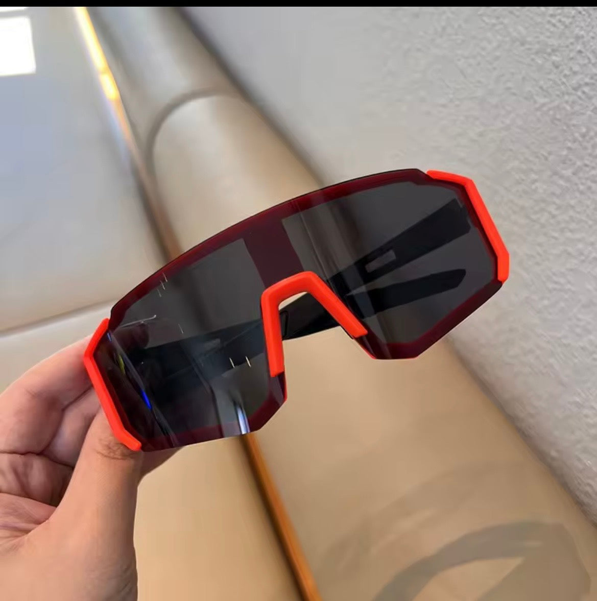 Lunettes de Soleil Sport Futuristes UV400 – Protection et Style