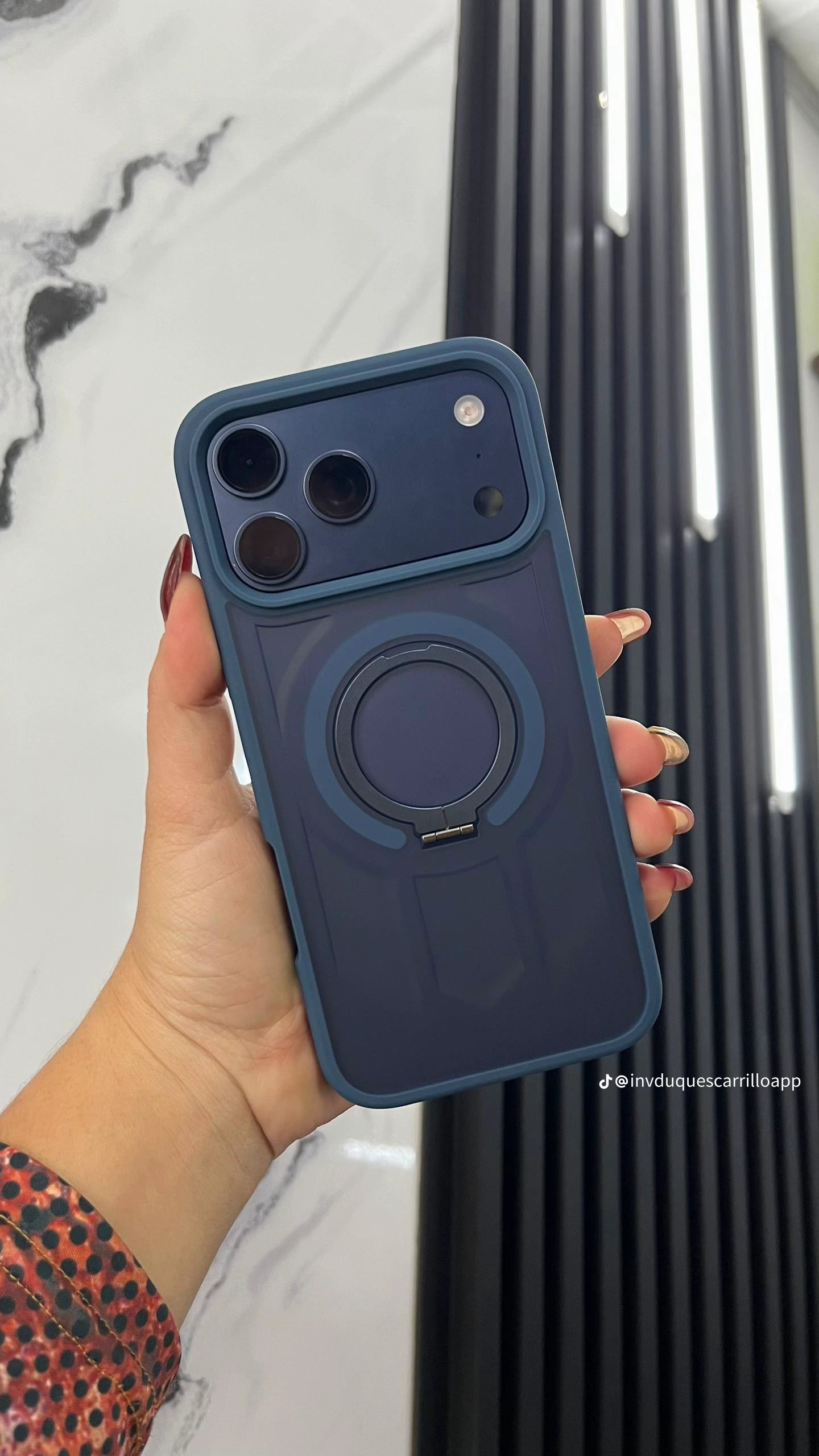 Coque Silicone Souple iPhone 17 Pro Max – Protection Anti-Choc Transparent avec MagSafe