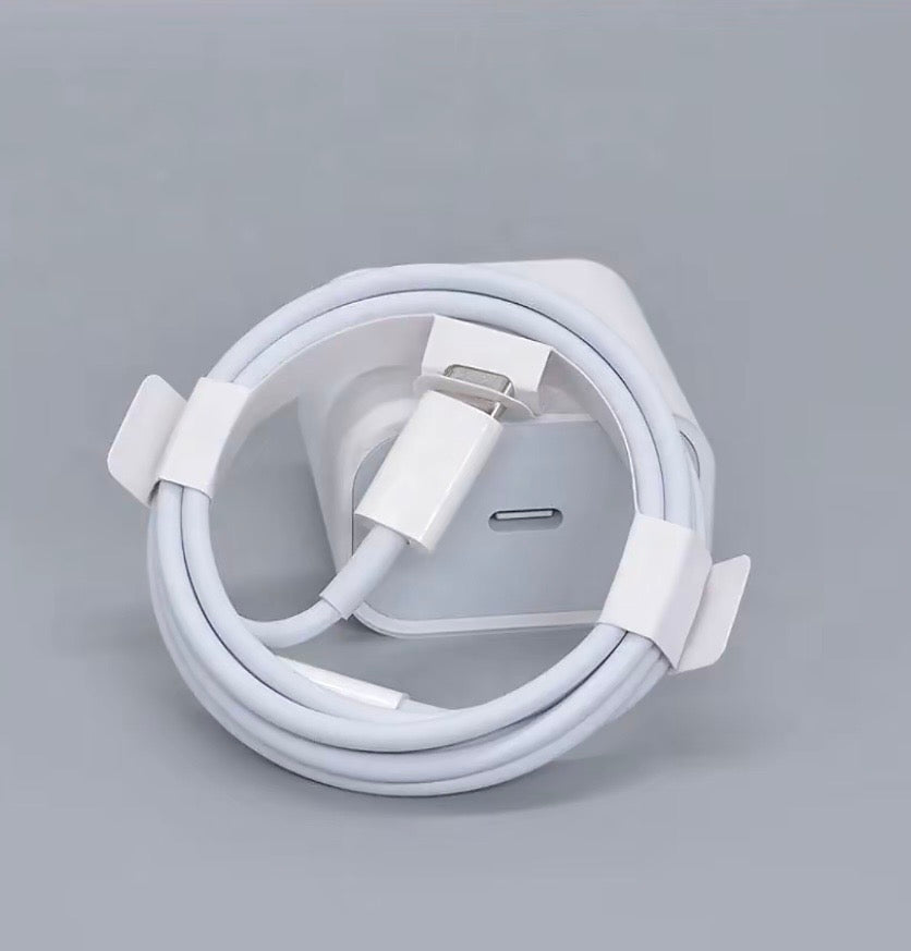 Chargeur Rapide USB-C 20W pour iPhone – Compatible iPhone 16 / 15 / 14 / 13 / 12 – Recharge Sécurisée et Ultra Rapide