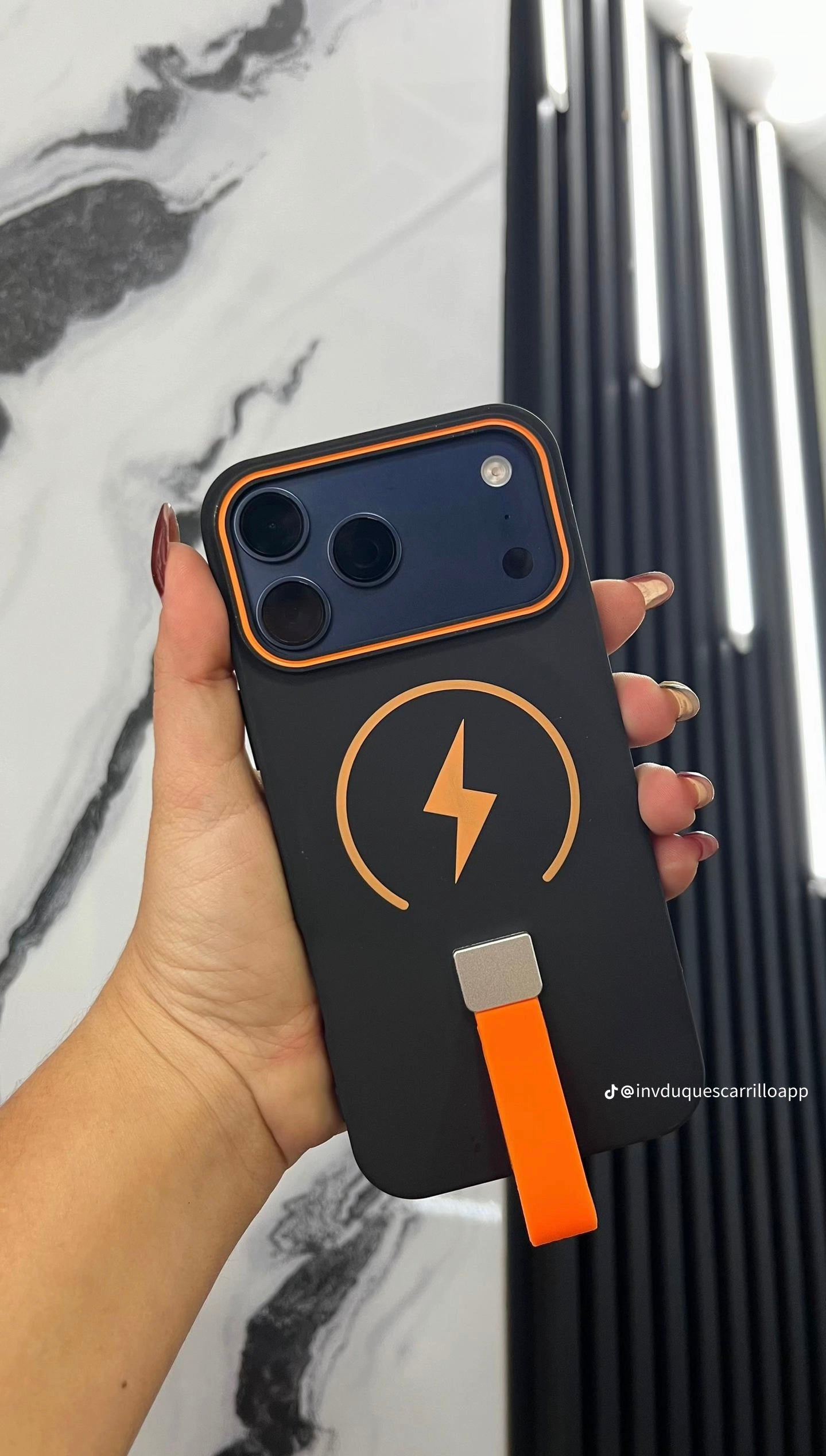 Coque Silicone Souple iPhone 17 Pro Max – Protection Anti-Choc Transparent avec MagSafe