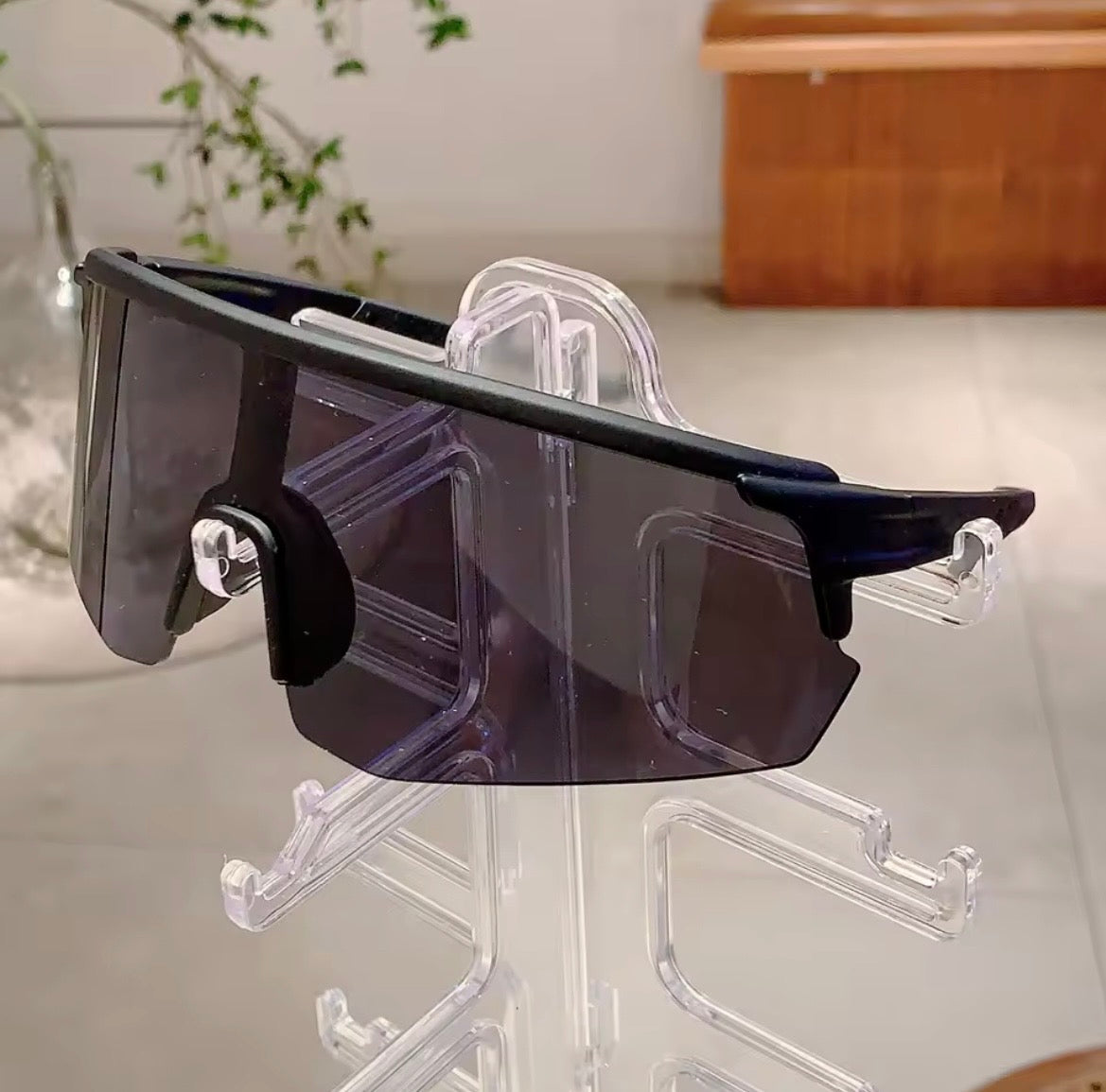 Lunettes de Soleil Sport Futuristes UV400 – Protection et Style